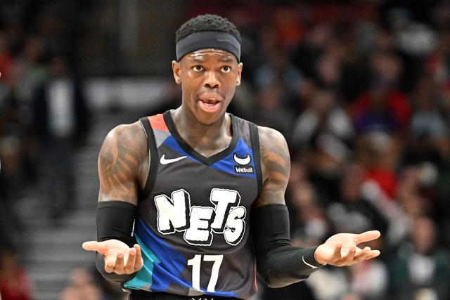 冯莱重返上海男篮 与费雷尔成新赛季外援搭档