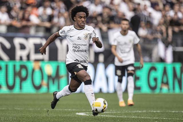 巴黎去年为K77开1100万年薪 那不勒斯只给500万