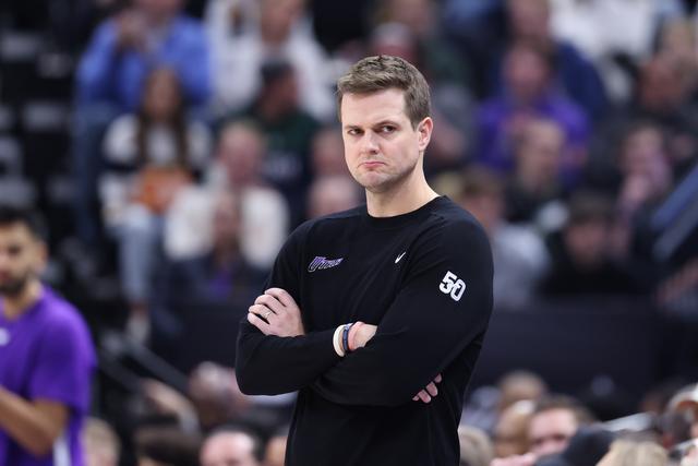 徐杰16+9广东轻取江苏 广州双加时不敌上海